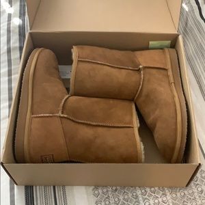 Woman’s Wicked Good Shearling L.L Bean Boots